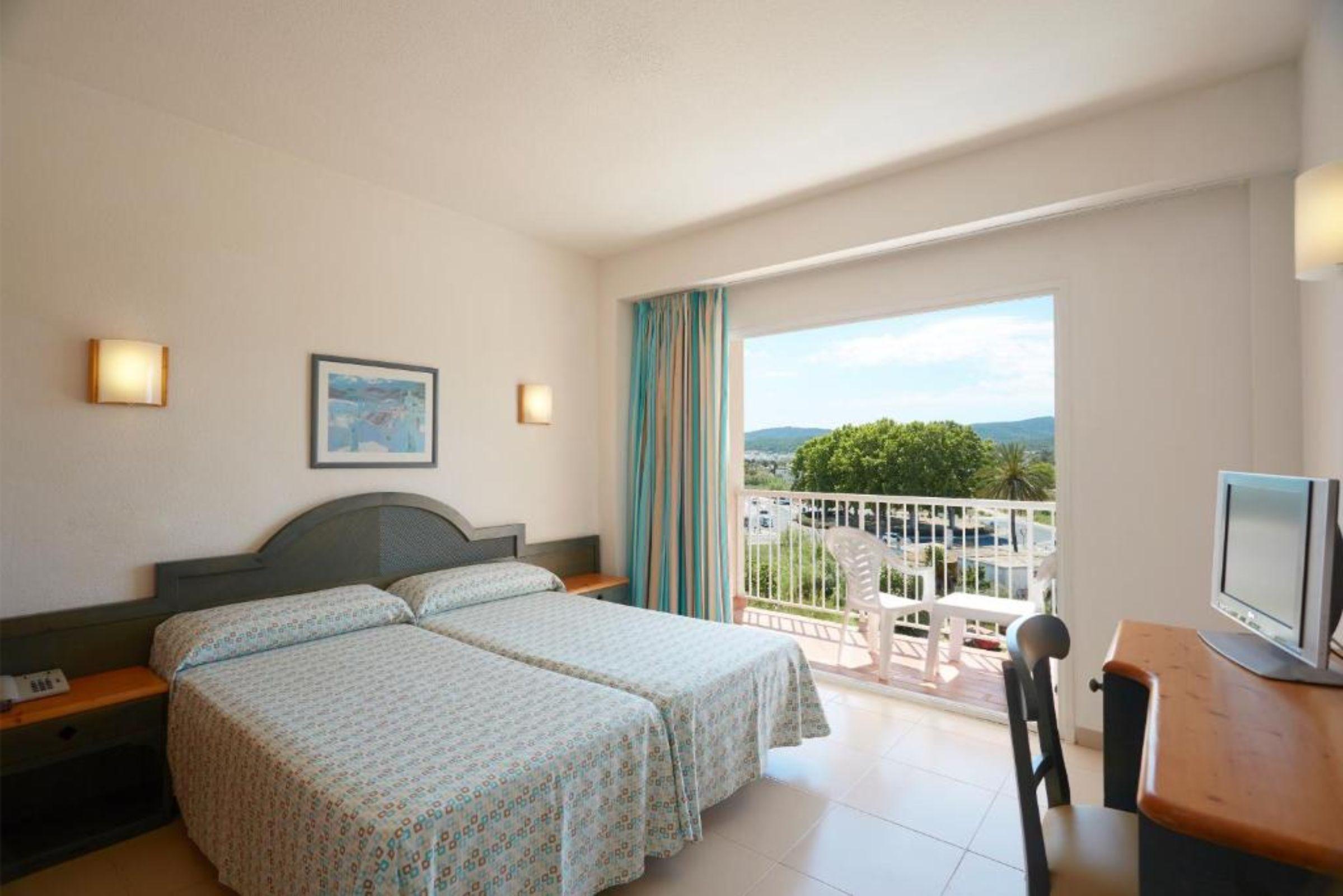 Invisa Hotel Es Pla - Adults Only San Antonio  Exterior photo