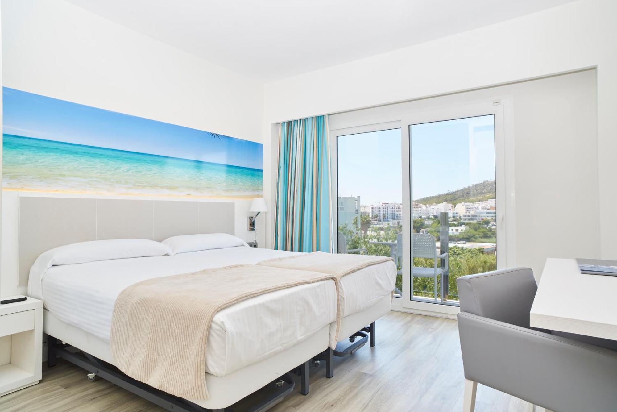 Invisa Hotel Es Pla - Adults Only San Antonio  Exterior photo