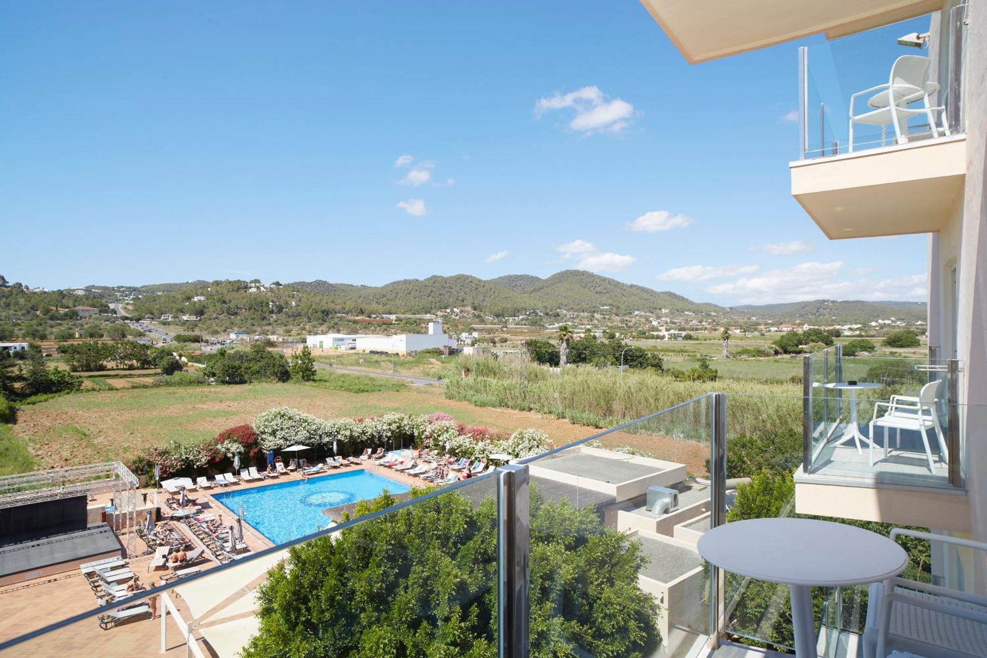 Invisa Hotel Es Pla - Adults Only San Antonio  Exterior photo